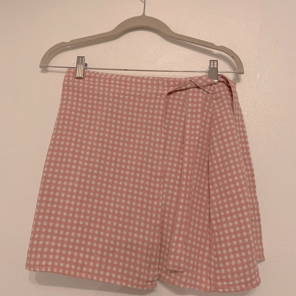 Pink mini skirt